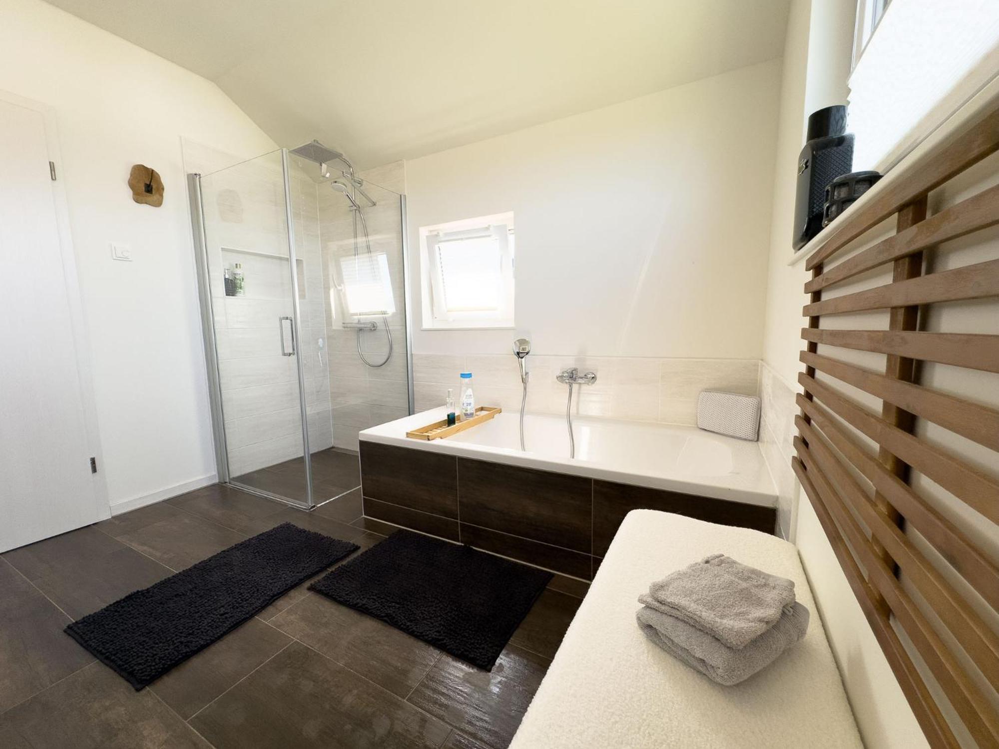 Serenity Vista Retreat Bnb Bescheid المظهر الخارجي الصورة