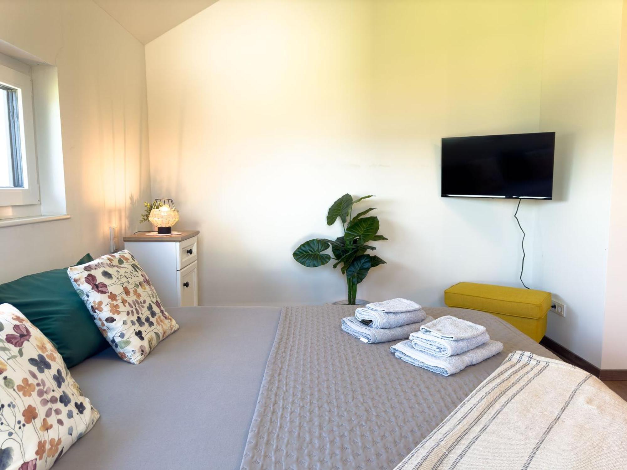 Serenity Vista Retreat Bnb Bescheid المظهر الخارجي الصورة