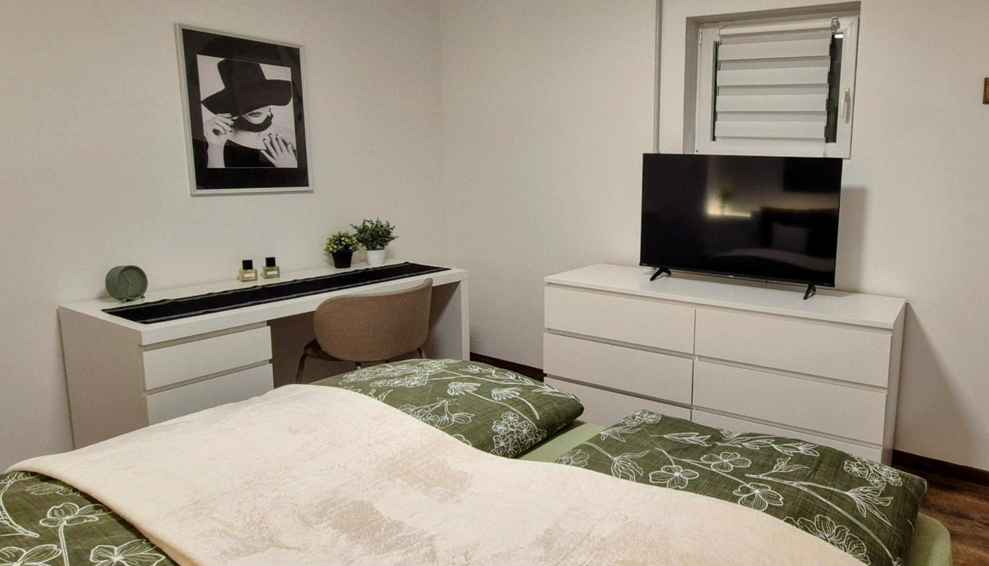 Serenity Vista Retreat Bnb Bescheid المظهر الخارجي الصورة
