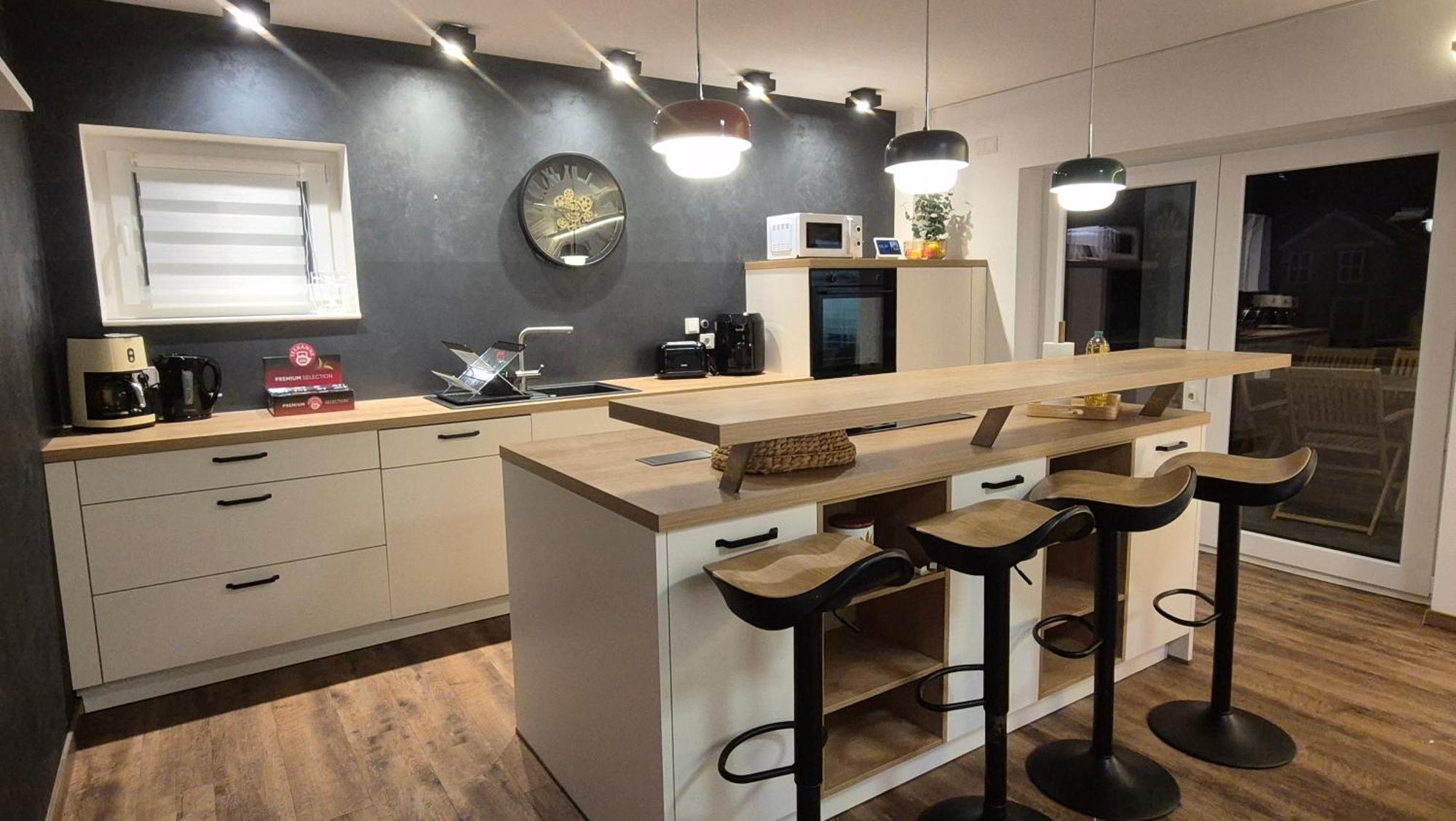 Serenity Vista Retreat Bnb Bescheid المظهر الخارجي الصورة