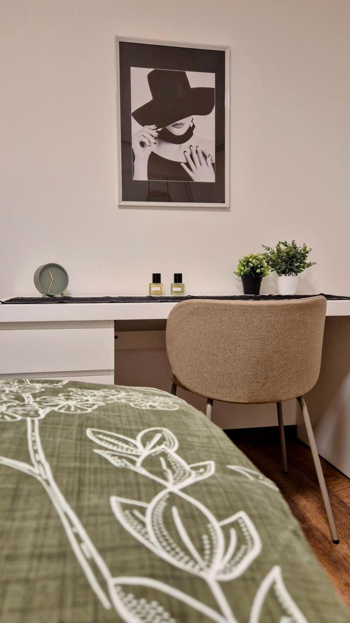 Serenity Vista Retreat Bnb Bescheid المظهر الخارجي الصورة